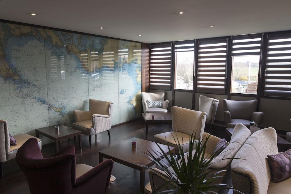 Hotel Mercure Rennes Cesson Экстерьер фото