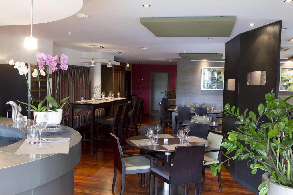 Hotel Mercure Rennes Cesson Экстерьер фото