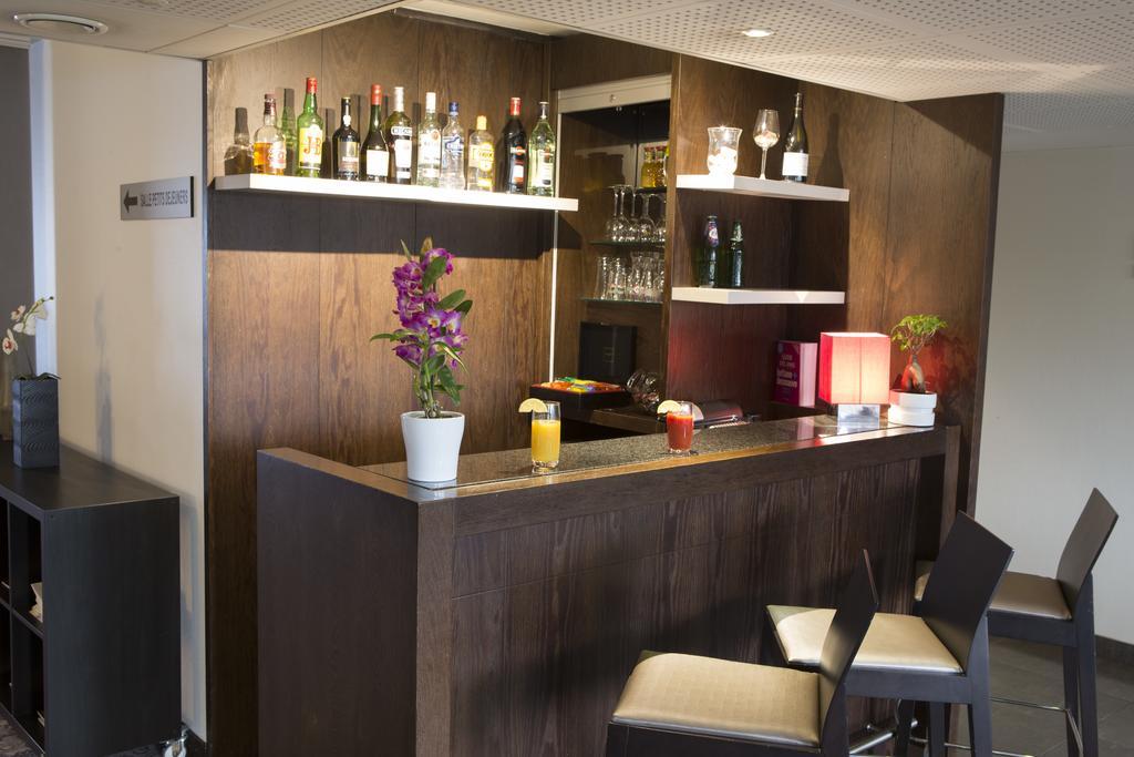 Hotel Mercure Rennes Cesson Экстерьер фото