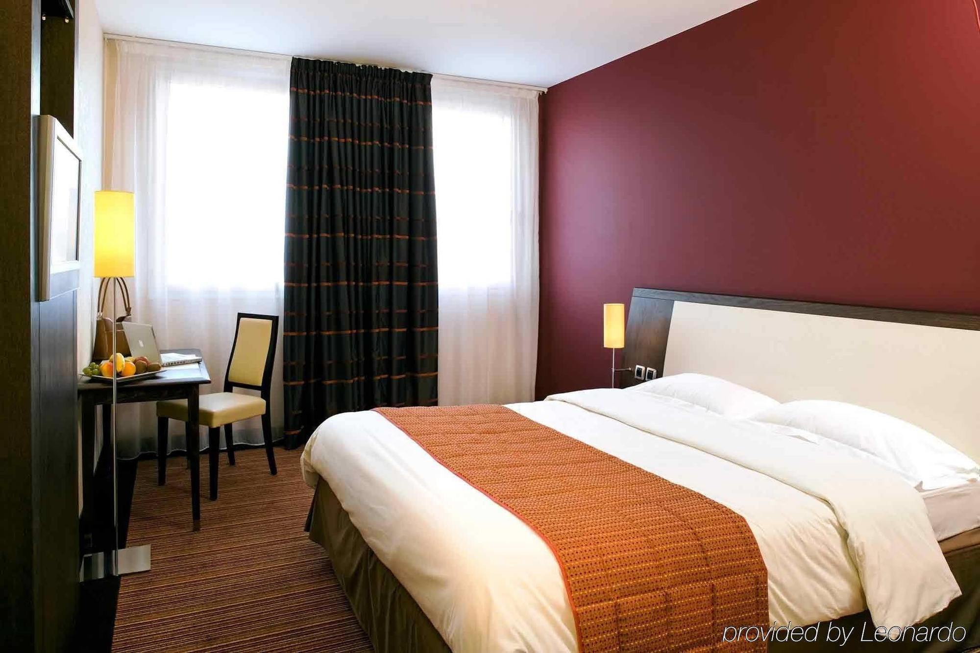 Hotel Mercure Rennes Cesson Экстерьер фото