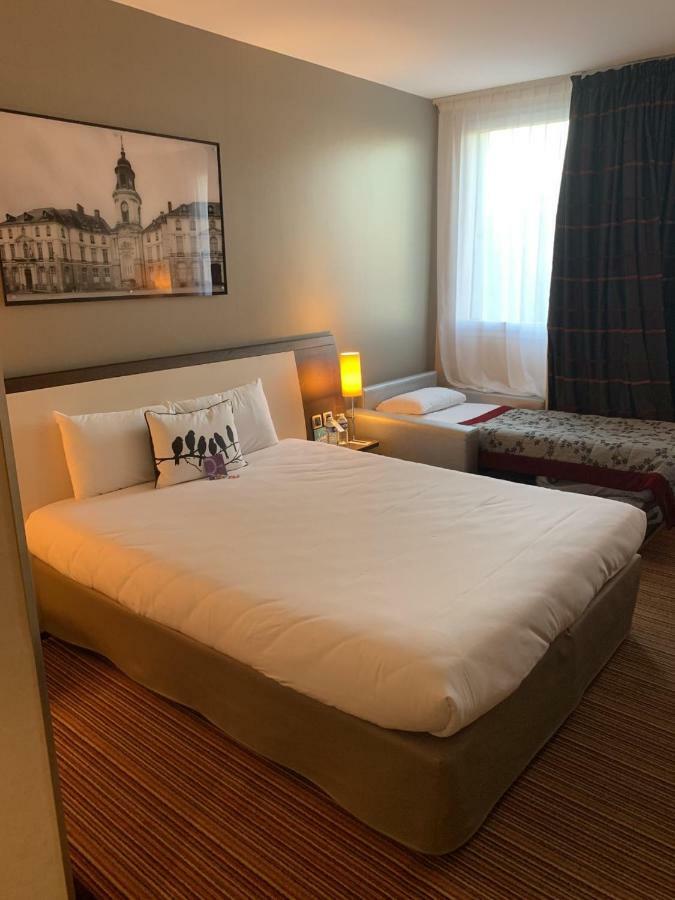 Hotel Mercure Rennes Cesson Экстерьер фото